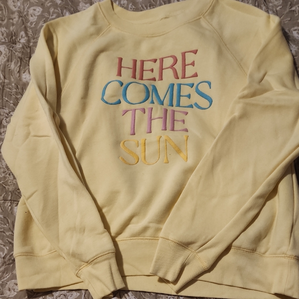 Old Navy Yellow Graphic Women's Sweatshirt
